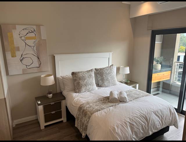 2 BEDROOM APARTMENT FOR SALE IN MENLYN